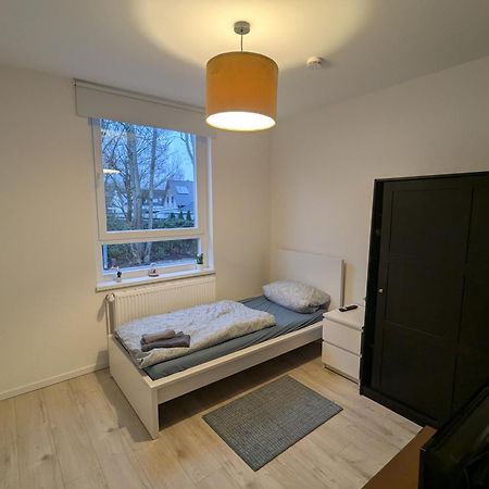 Moderne Wohnung Im Erdgeschoss Mit Terrasse I Ruhige Umgebung Bremerhaven Bagian luar foto