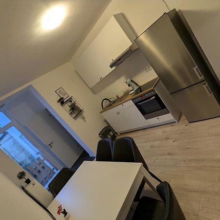 Moderne Wohnung Im Erdgeschoss Mit Terrasse I Ruhige Umgebung Bremerhaven Bagian luar foto