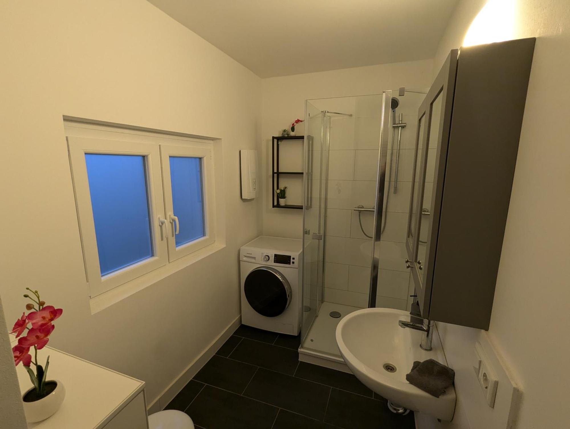 Moderne Wohnung Im Erdgeschoss Mit Terrasse I Ruhige Umgebung Bremerhaven Bagian luar foto