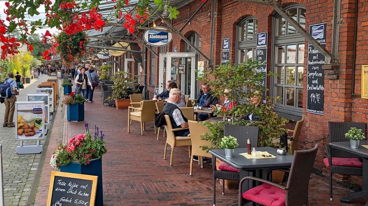 Moderne Wohnung Im Erdgeschoss Mit Terrasse I Ruhige Umgebung Bremerhaven Bagian luar foto