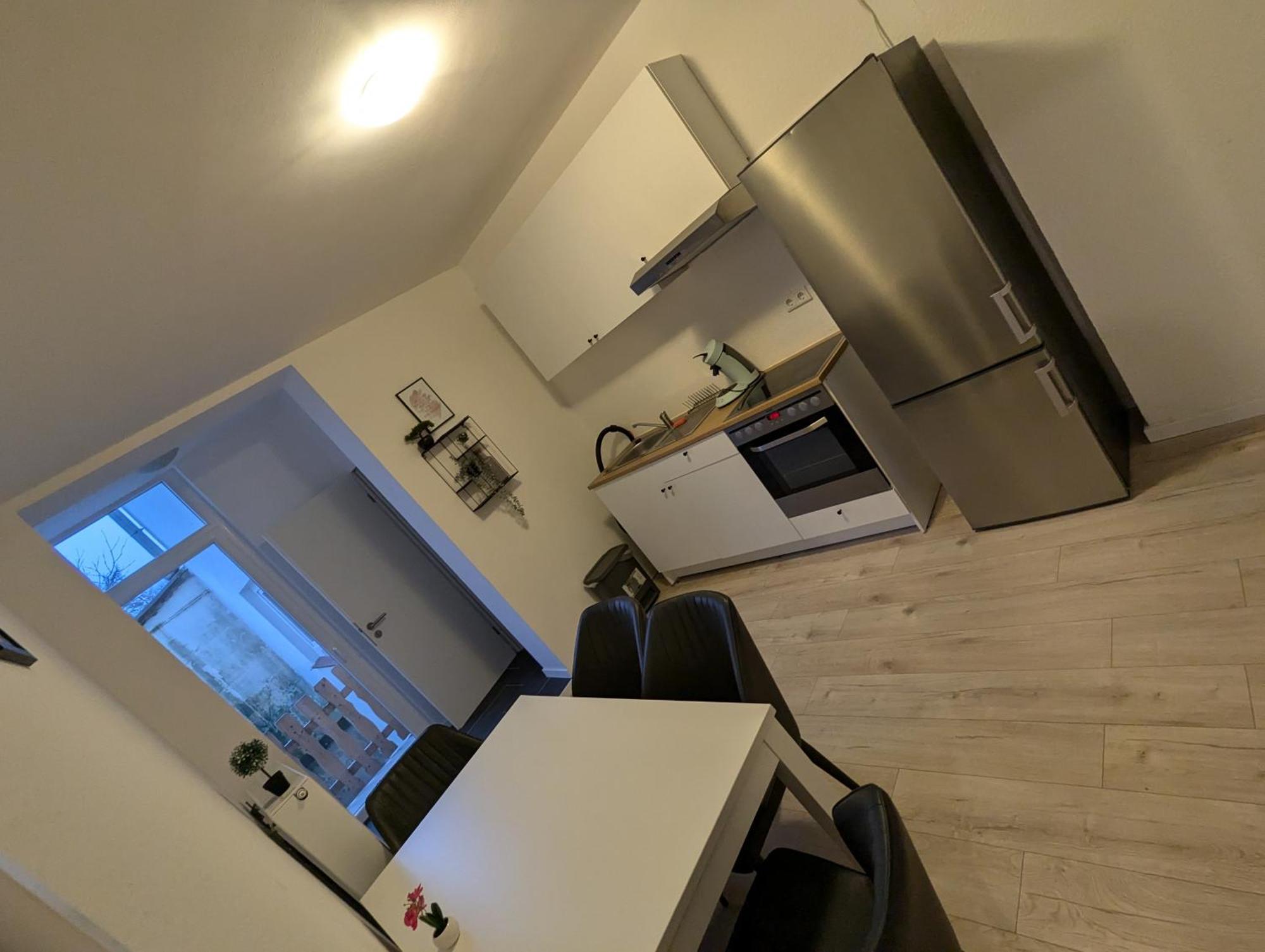 Moderne Wohnung Im Erdgeschoss Mit Terrasse I Ruhige Umgebung Bremerhaven Bagian luar foto