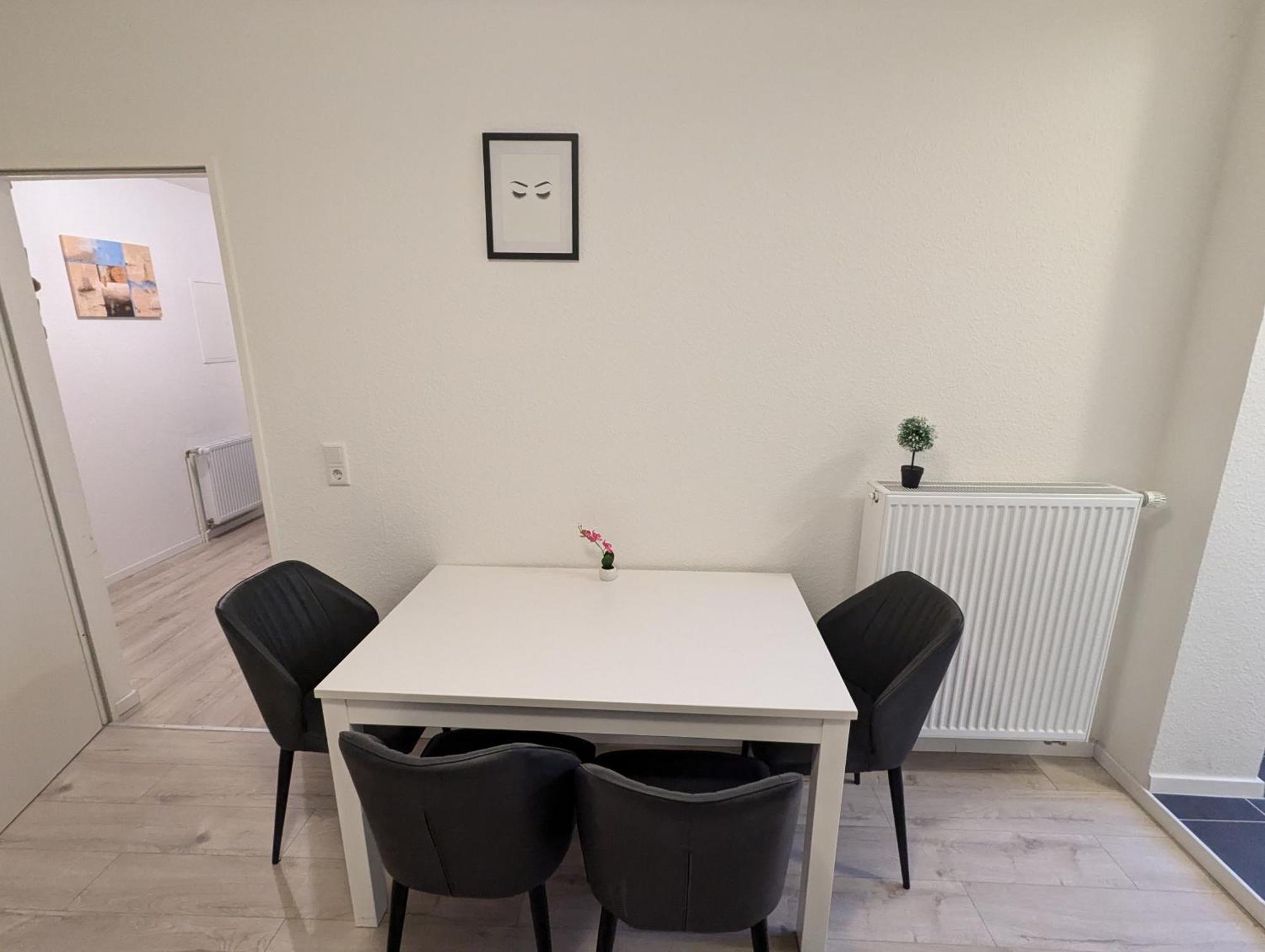 Moderne Wohnung Im Erdgeschoss Mit Terrasse I Ruhige Umgebung Bremerhaven Bagian luar foto